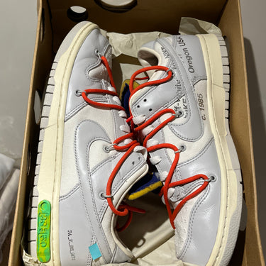 OFF WHITE DUNKS LOT 23
