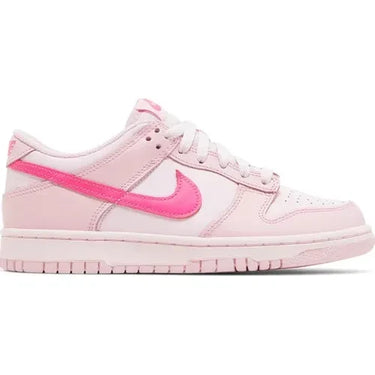 Nike Dunk 'Triple Pink' Low - Off Kicks