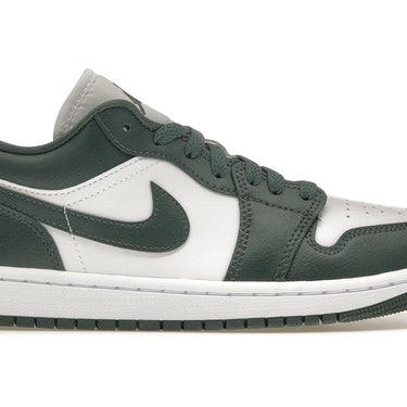 Jordan 1 Low Galactic Jade (W)