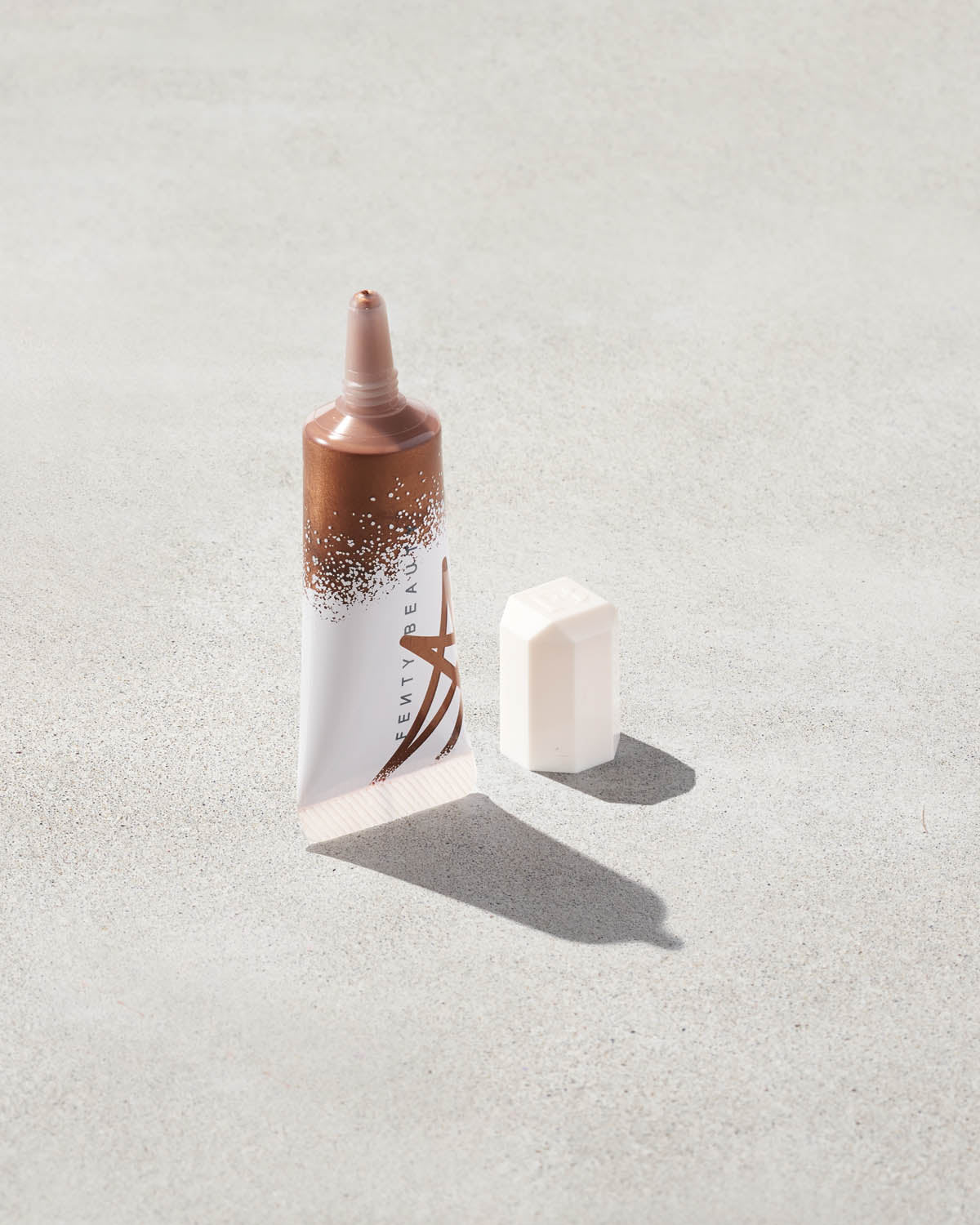 Fenty Beauty Liquid Killawatt Fluid Freestyle Highlighter — Butta Brownie