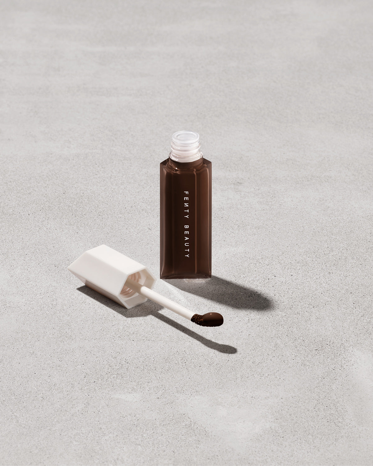 Fenty Beauty We're Even Hydrating Longwear Concealer — 498N