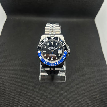 SEIKO MOD Batgirl